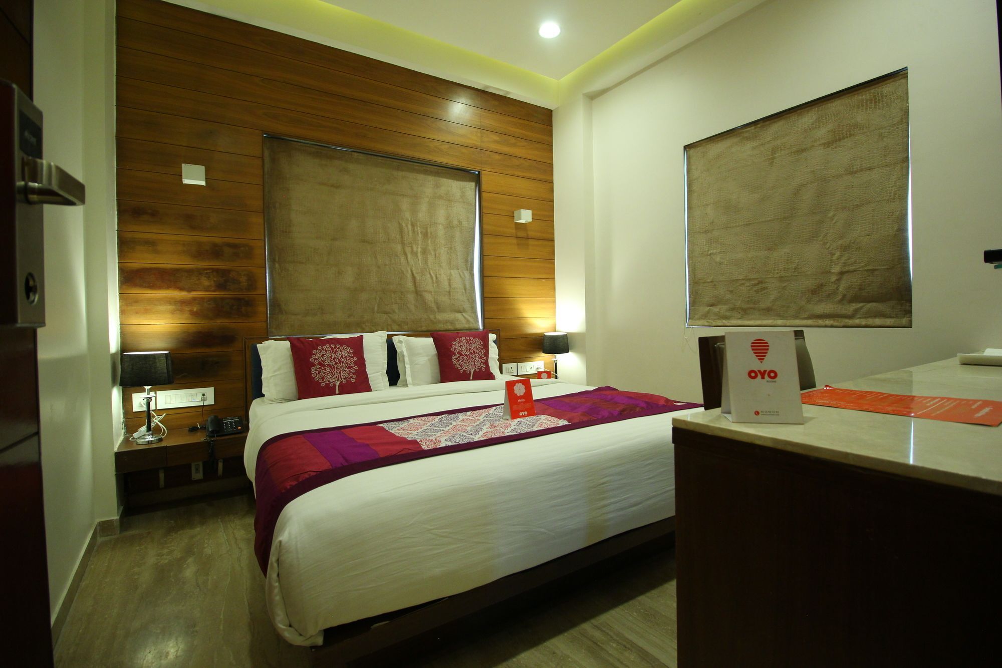 Oyo 8992 Hotel Kyra Ahmedabad Eksteriør bilde